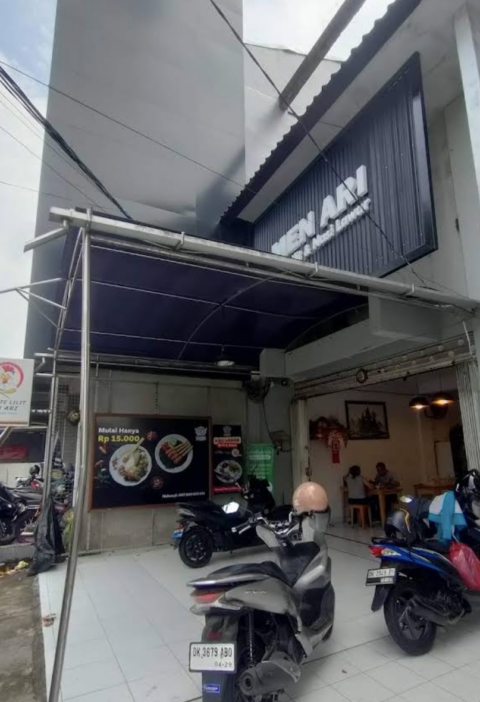 Sate Lilit Men Ari