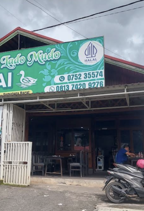 Review Gulai Itiak Lado Mudo Ngarai
