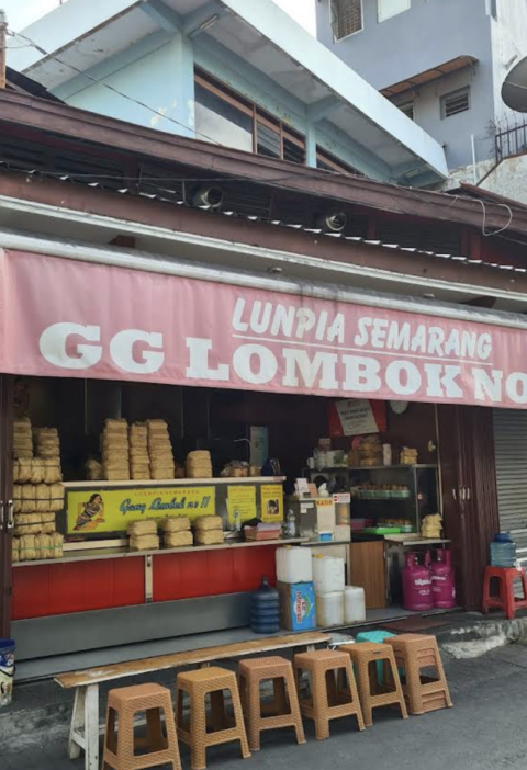 Review Lunpia Gang Lombok